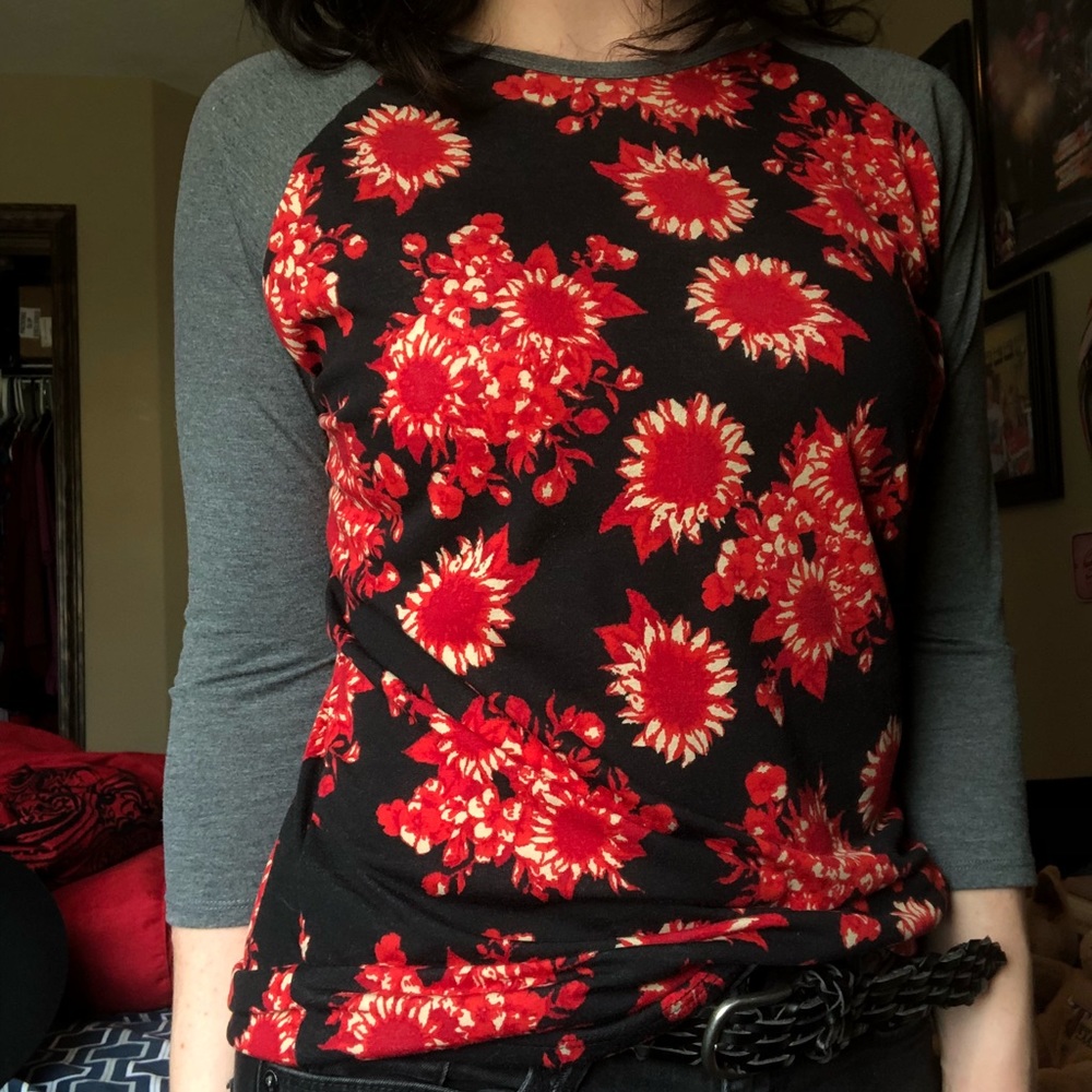 LuLaRoe Randy Tee